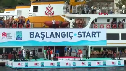 Rus yüzücünün yarış başlamadan önceki görüntüleri