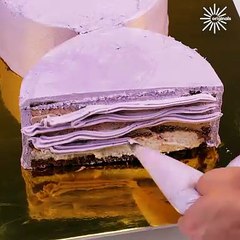 How to make a beautiful butterfly cake! 🦋🎂