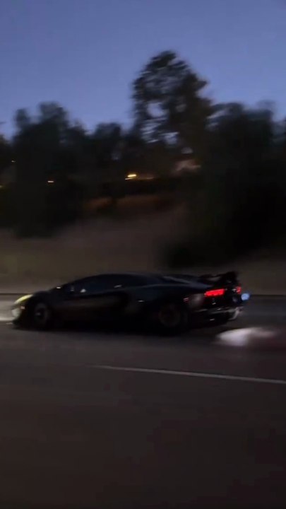 I want to see everyone's super sports car with headphones and feel the sound of Lan Fujini #Sports car attack #Racing game #Supercar #Concept car #Sports car is near in front of you #Cars #Sports car