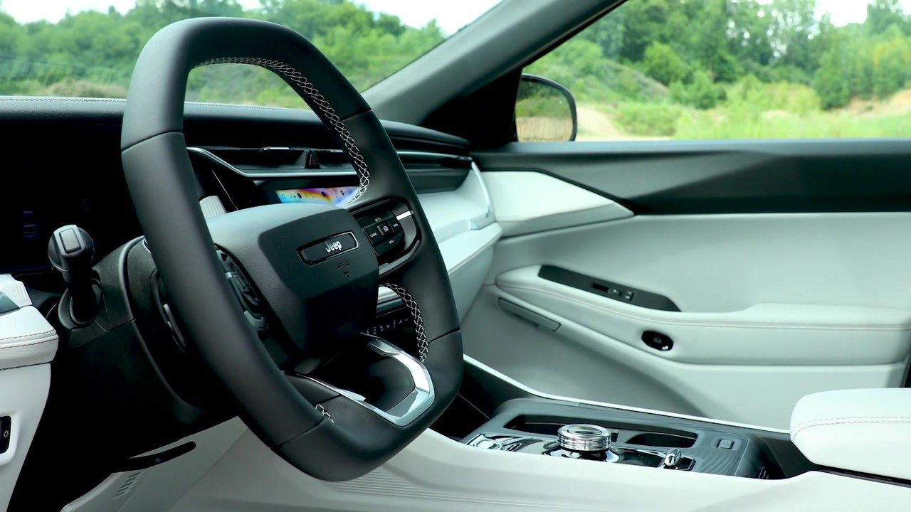 2026 Jeep® Cherokee Interior Design