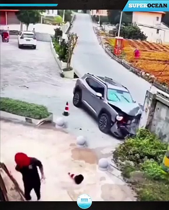 103Most Incredible Moments Caught on CCTV Camera