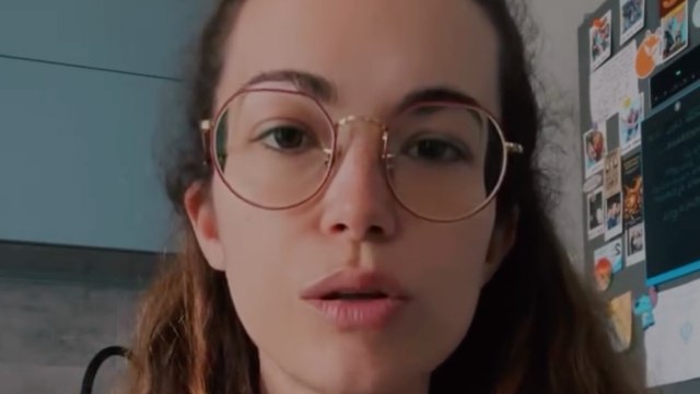 «Arianna fa le voci» e le sue foto modificate in un sito per adulti: «Dobbiamo far chiudere quella pagina schifosa. Ora denuncio»