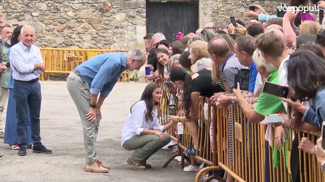 Los reyes inician su visita a las zonas afectadas por los incendios de Zamora