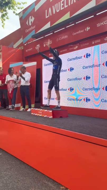 🔥 Vuelta 2025 – Étape 5 (Contre-la‑montre par équipes – Figueres) 🔥L’UAE Team Emirates‑XRG domine ce TTT sur 24,1 km et remporte l’étape, tandis que Jonas Vingegaard reprend le Maillot Rojo ! 🇪🇸💨