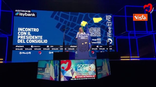 Meloni: Immigrazione regolata può essere una ricchezza