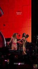 Shakira invita a Danna a cantar "Soltera"