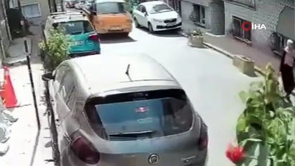 Domatesçi dehşeti: Sattığı domatesi eksik tarttı, itiraz eden kadını takip edip kamyonuyla çarpıp kaçtı