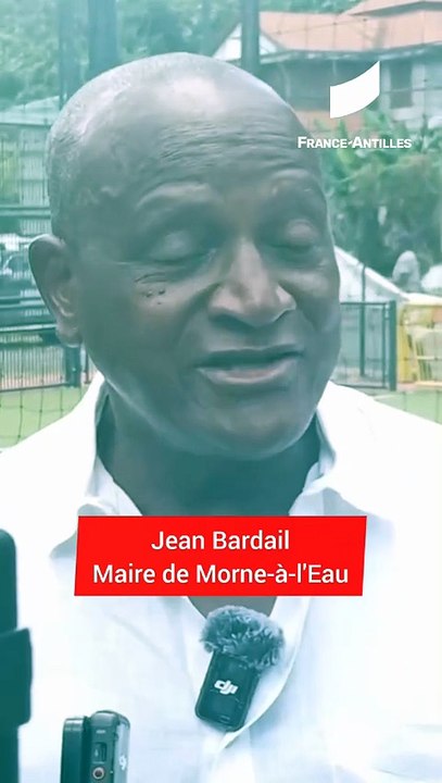 [GUADELOUPE] Inauguration Morne-a-l'Eau piste athlétisme et city stade