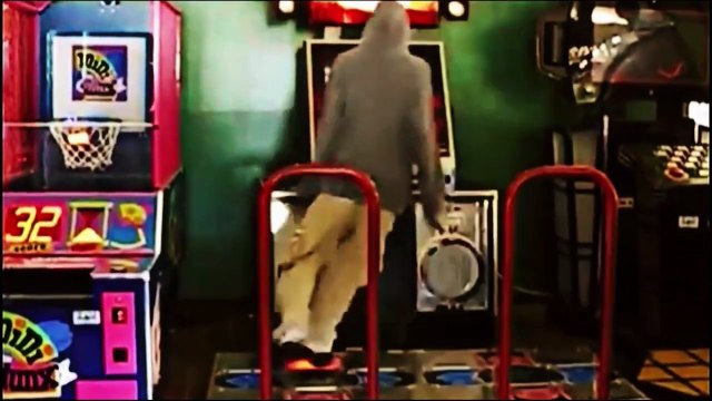 (2012) The Sandy Hook Elementary School Shooting (Part 2/2) | Newtown, Connecticut, U.S.A.