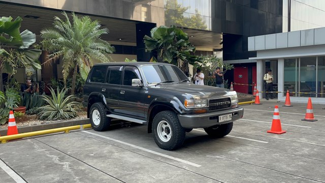 KPK Pamerkan Land Cruiser Sitaan Kasus Pemerasan Noel Ebenezer
