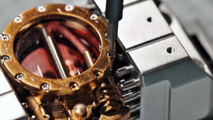 K-ONEThe World’s First Electric Precision Desktop Vise by KONINK