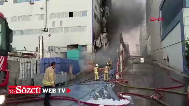 Arnavutköy'de fabrika yangını; birçok ilçeden itfaiye ekibi sevk edildi