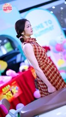 The girl went to the class reunion and was humiliated by her old friend - Unexpectedly, the CEO came to pick her up in a supercar, leaving everyone speechless. - Chinese Drama - English sub