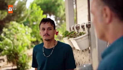 مسلسل السعادة العائلية الحلقة 11 مترجمة