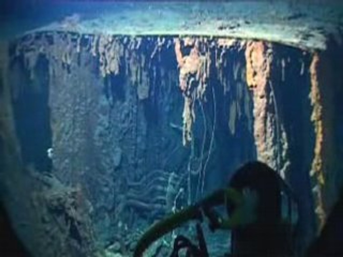 Titanic Au Coeur De L Epave Video Dailymotion