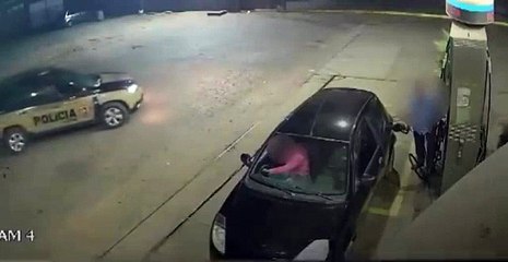 Violada e sequestrada pelo ex escapa ao ver carro da polícia no Brasil