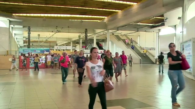 Buscando a Correspondência entre Alto Custo e Alta Qualidade no Serviço Público: Uma Missão do Governo para Melhorar a Gestão e Garantir Empregos