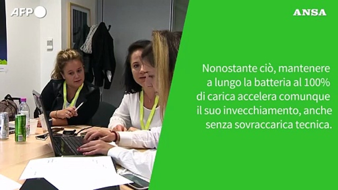 Ansa VERIFIED - E' vero che le batterie caricate troppo si danneggiano?