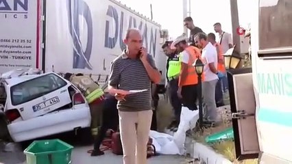 Kazada ölen kuzenler gözyaşlarıyla toprağa verildi