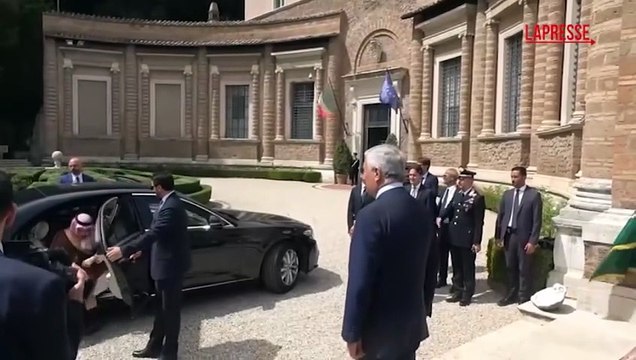Roma, la calorosa accoglienza di Tajani al ministro degli Esteri saudita: My Friend