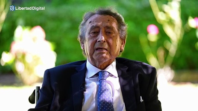 Ayuso entrega el Premio de Cultura 2025 al escritor Alfonso Ussía