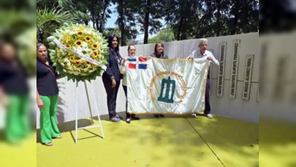 Santiago rinde honor a los héroes del 14 de Junio