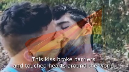 TOP 5 BEAUTIFUL GAY COUPLE KISSES