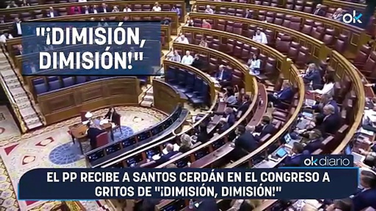 El PP recibe a Santos Cerdán en el Congreso a gritos de "¡dimisión, dimisión!"