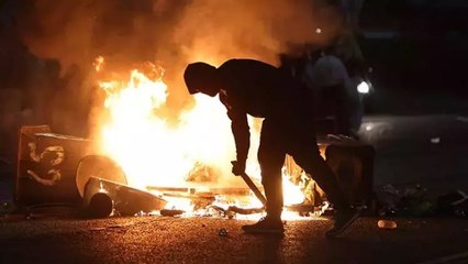 Kuzey İrlanda’da göçmen karşıtı protesto