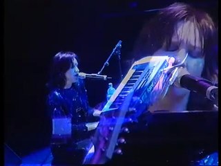 VICKY O'KEEFE - Life Goes On (live 2002)