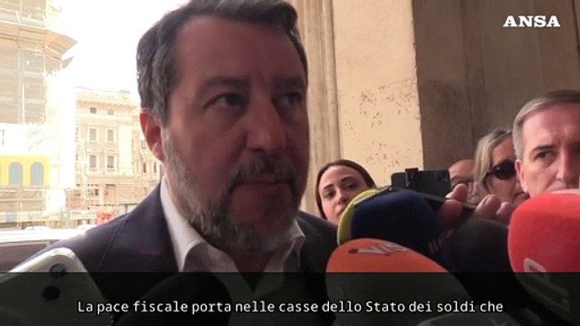 Salvini: La pace fiscale permettera' il taglio dell'Irpef, vanno insieme