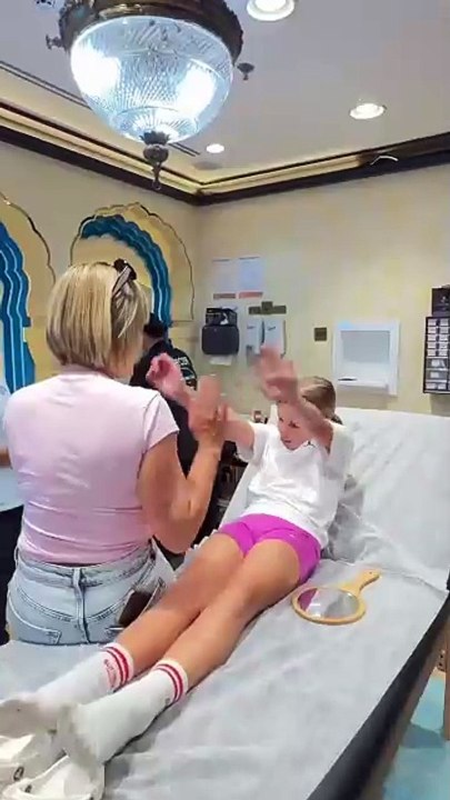 A Princess’s First Ear Piercing #earpiercing #dubai #piercing #piercingaftercare #nosepiercing