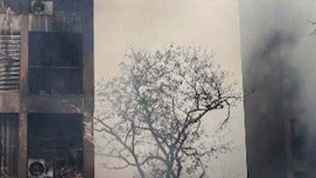 Ahmedabad Plane Crash : मृतकों के रिश्तेदारों का लिया जाएगा DNA सैंपल