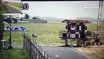 Veja o momento em que o avião com 242 pessoas a bordo cai na Índia