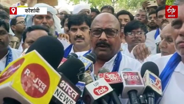 कौशांबी पहुंचा सपा-बसपा का प्रतिनिधिमंडल; पीड़ित परिवारों से की मुलाकात, बसपा ने CBI जांच की मांग की