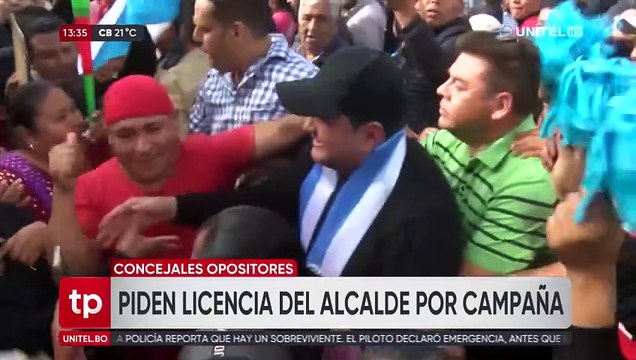 Denuncian que funcionarios públicos cruceños participan de actos electorales