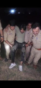 मेरठ में पुलिस बदमाशों के बीच मुठभेड़