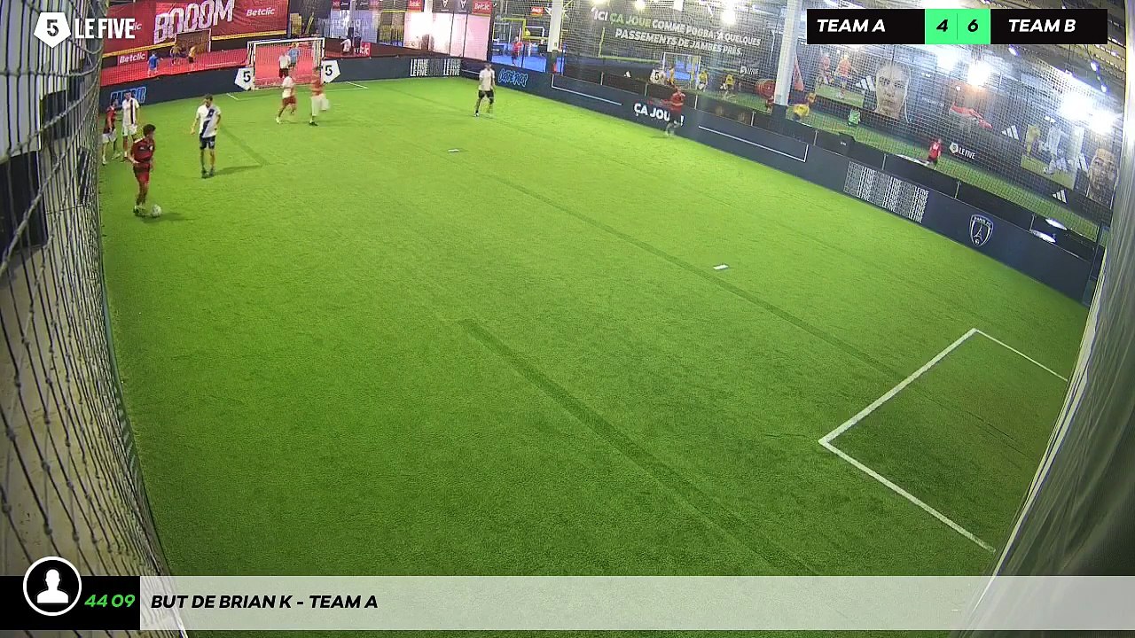 But de Brian K - Team A