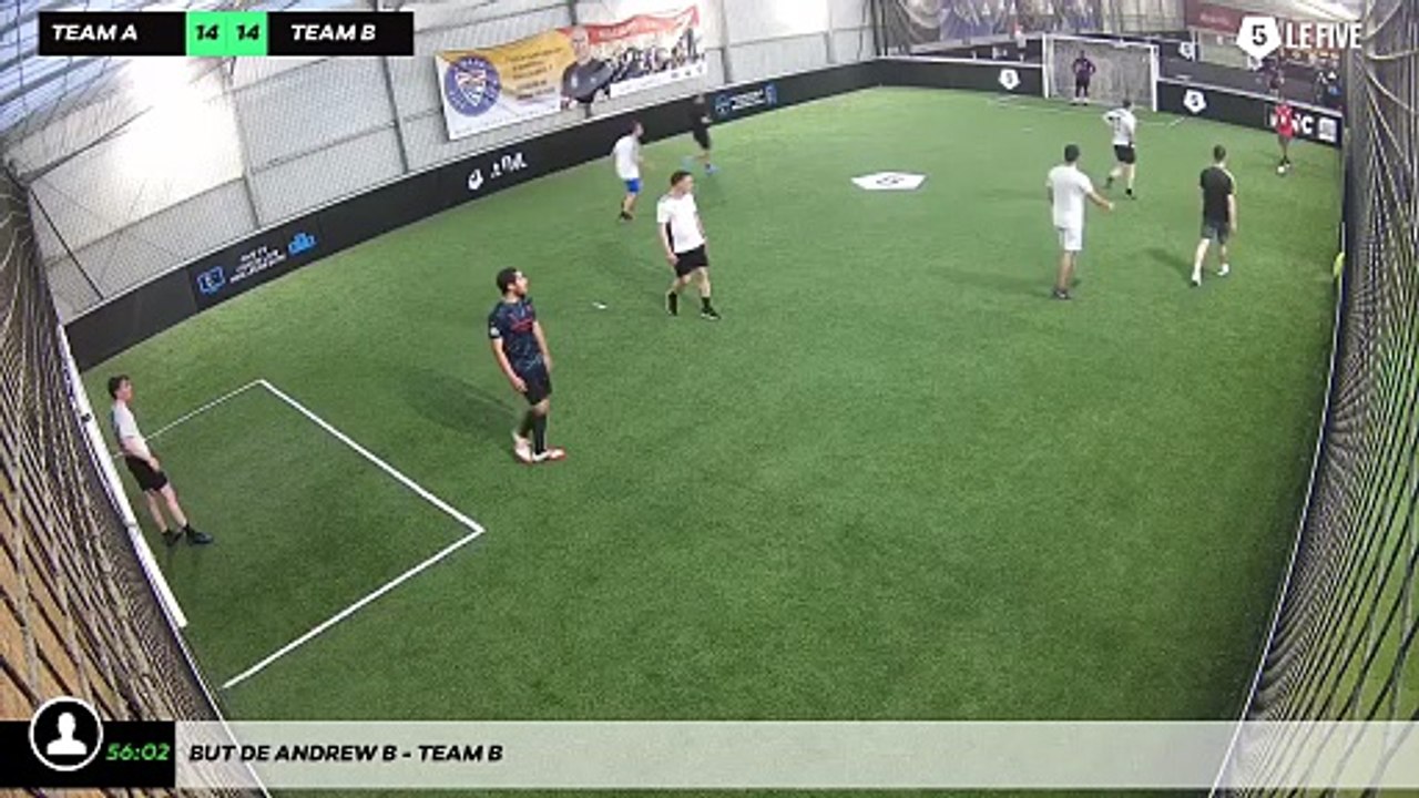But de Andrew B - Team B