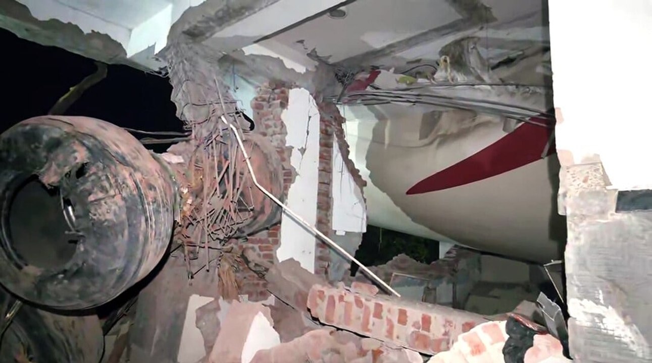 Gujarat Plane Crash:  ವಿದ್ಯಾರ್ಥಿಗಳು ಊಟ ಮಾಡುತ್ತಿರುವಾಗ ಹಾಸ್ಟೆಲ್ ಮೇಲೆ ವಿಮಾನ ಪತನ