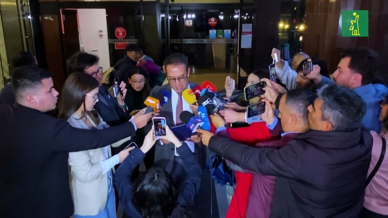 La fiscalía de Colombia imputó este jueves a un supuesto cómplice del pistolero de 15 años acusado de atentar contra el senador y aspirante a la presidencia Miguel Uribe.