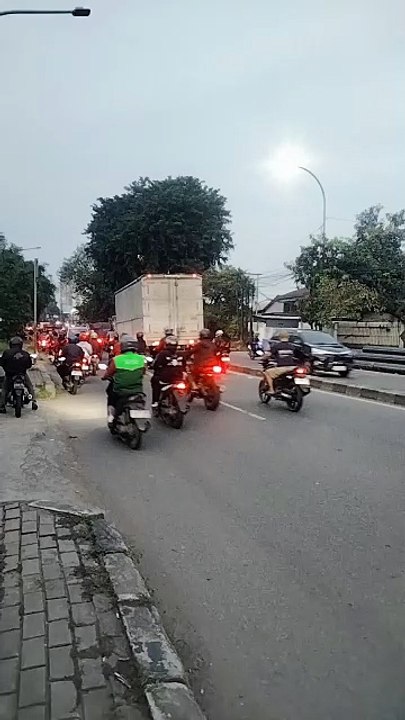 jam pilang kerja macet