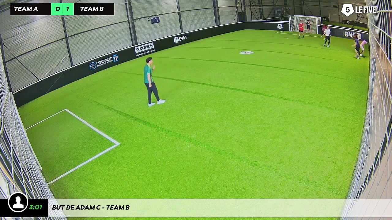 But de Adam C - Team B