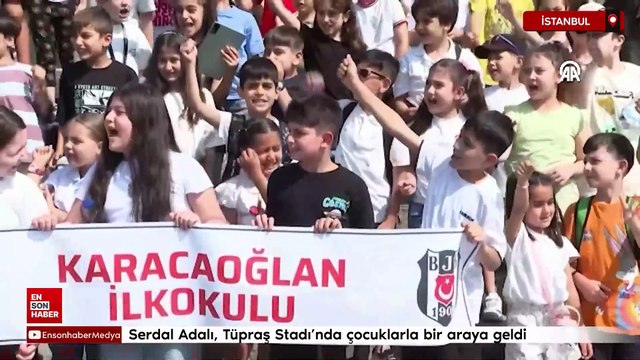 Serdal Adalı, Tüpraş Stadı'nda çocuklarla bir araya geldi