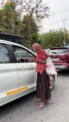 ek maa thi, haath failaye… duniya se nahi, insaaniyat se umeed thi