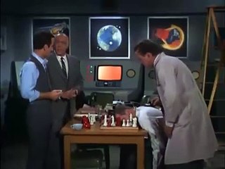 Vampiro aos Domingos (Agente 86 – Ep. 14)