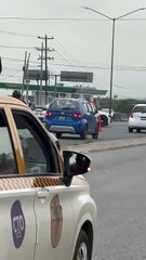 Choque en Apodaca deja un muerto a metros de un puente peatonal