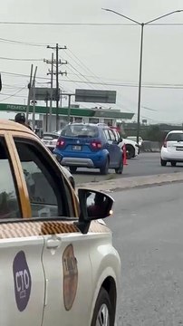 Choque en Apodaca deja un muerto a metros de un puente peatonal