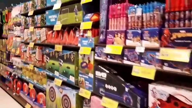 Double the size means double the deals - watch as I enjoy a sneak peek preview around Washington's new supersized Home Bargains