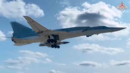 영상: 우크라이나의 공격 이후, 러시아 Tu-22M3 폭격기 발트해 상공 비행
